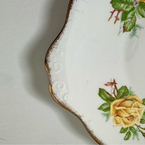 Vintage Royal Albert Plate - Tea Rose - Picture 5 of 7